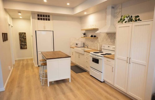 Calgary Haus | Entire 2 Bedroom Guest Suite with Laundry, Minutes from Bragg Creek!