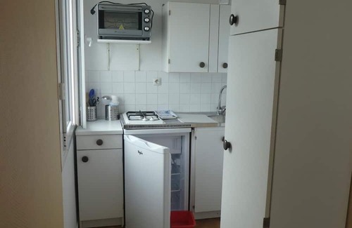Luc-sur-Mer Wohnung | 2 minutes walk from the beach, F2 in mezannine