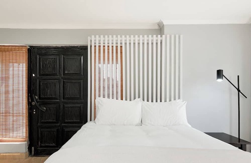 Greater Johannesburg Metropolitan Area Hütte | Cosy, Private Johannesburg Getaway Near Gold Reef City, FNB Stadium and NASREC.