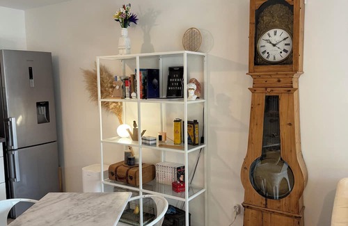 Plescop Wohnung | Fully equipped & secure apartment near Vannes