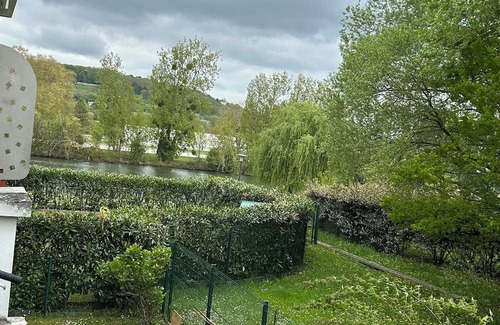 Mantes-la-Jolie Wohnung | Charming T2 on the edge of the Seine with terrace