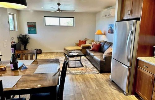 West Sedona Hütte | Modern Guest Home in West Sedona - Walk to Trails
