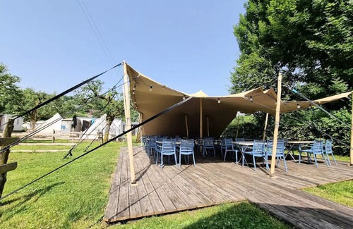 Novalaise Kabine | 3-person caravan