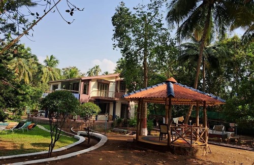 Akshi Haus | Shravansarri Homestay, Akshi. In natures cradle