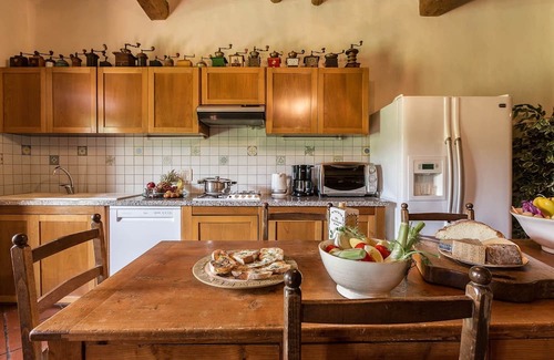 Monsummano Terme Villa | Villa in Monsummano Terme mit 7 Schlafzimmern 19 Schlafplätzen