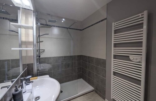 Bourbonne-les-Bains Wohnung | Charm and comfort in the heart of nature in Bourbonne-les-Bains