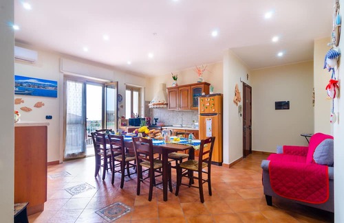 Coste Wohnung | Casa Aurora a stone's throw from the railway
