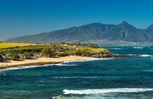 Makawao Hütte | Charming Country Cottage with WiFi and Smart TV in Kula!