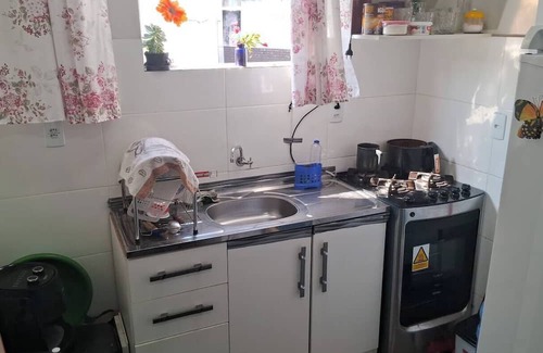 Centro Wohnung | AP King bed 2 mattresses on the floor