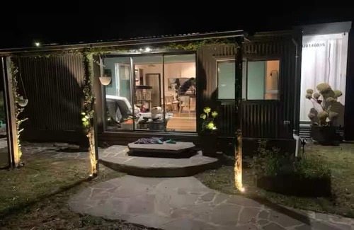 Blackwood Haus | The Container House and Sauna 1 hour west of Melbourne in Blackwood, Victoria