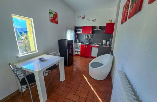 La Robine-sur-Galabre Wohnung | Apartment in Provence in a quiet area with mountai