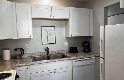 Grand Junction Eigentumswohnung | Tranquility, Comfort & Location - 2 Bdrm Condo