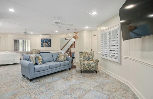 Jeremy Cay Haus | Edisto Premier- Stunning Ocean views + Lux Home