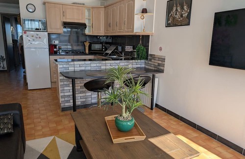 Port-la-Nouvelle Wohnung | Moderne T3-Wohnung 5/6 Pers. mit Pool und Parkplatz