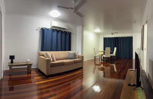 Westcourt Wohnung | Modern & Stylish Stay – Close to Everything in Cairns