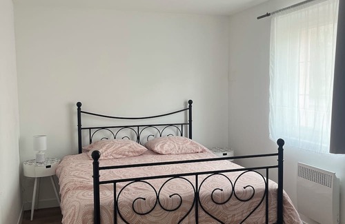 Le Breuil Wohnung | The unexpected: 2-bedroom apartment in Le Creusot / Le Breuil near Tgv station