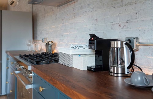 Johnstown Wohnung | Charming Industrial Chic Studio in Wonderful Johnstown, OH