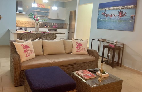 Hato Eigentumswohnung | Casa Flamingo is a 2 Bedroom Top Floor Condo located in Hato with sea views