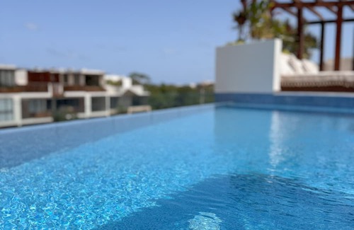 Tulum Wohnung | Lujosa Suite con Alberca/Beach Club con Desayuno opcional