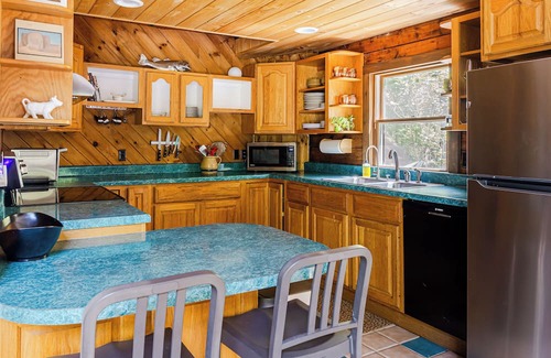 New Paltz Haus | Secluded w/Pool, Spa, Fire Pit, Forest Views | Cragswood Cottage by AvantStay
