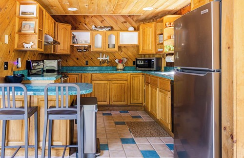 New Paltz Haus | Secluded w/Pool, Spa, Fire Pit, Forest Views | Cragswood Cottage by AvantStay