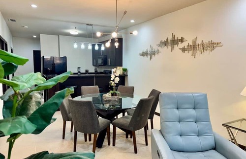 Mission Wohnung | Lux Condo-3 bed pool and Jacuzzi