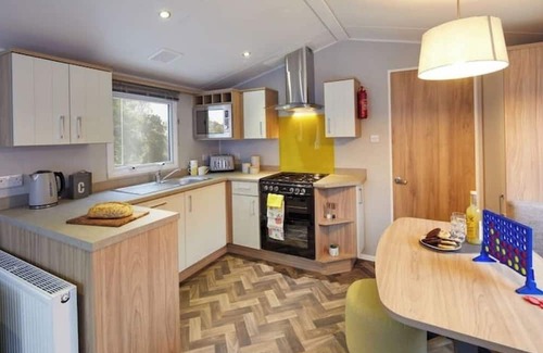 Letham Grange Haus | Elegant Castleton 3 Bed