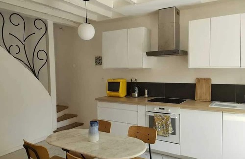 Quartier Centre Ville Haus | Homerez - Cozy house with garden in Massy