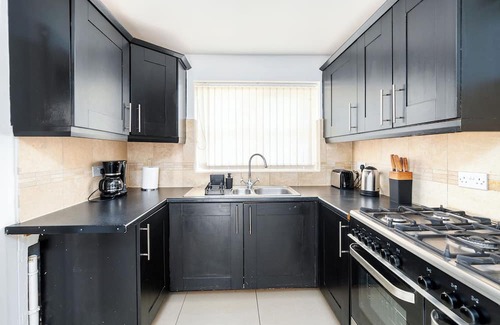 Doncaster Haus | 4BDR house/8 guests/Contractor/Work Friendly/Holiday Home