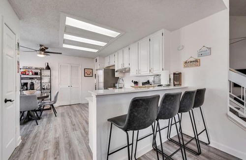 Euless Haus | Spacious 4BR/3BA | Modern Comforts Nr DFW Airport