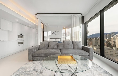 Coal Harbour Eigentumswohnung | D28 - Bold. Iconic. Unforgettable. 2BR at The Butterfly