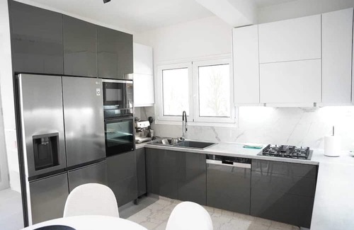 Trikala Haus | A quiet house perfect for families with free parking inside the yard.