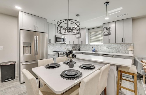 Ooltewah Haus | 5 Mi to Cambridge Square: Ooltewah Getaway!