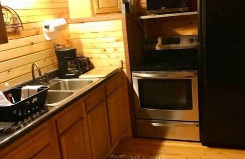 Elkins Kabine | Pioneer cabin in Bowden, Canaan Valley sleeps 8