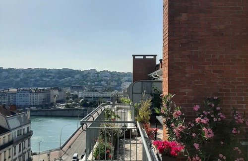 Carnot - Gailleton Wohnung | Apartment rooftoop lyon center 360 degree terrace, 2 bedrooms