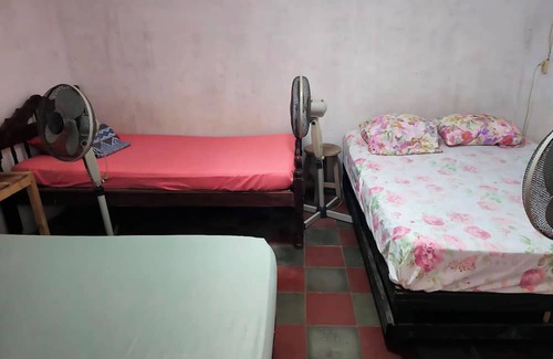 San Juan del Sur Kabine | Old style 8 rooms lodge with BIG common areas in the famous fishing Village SJDS