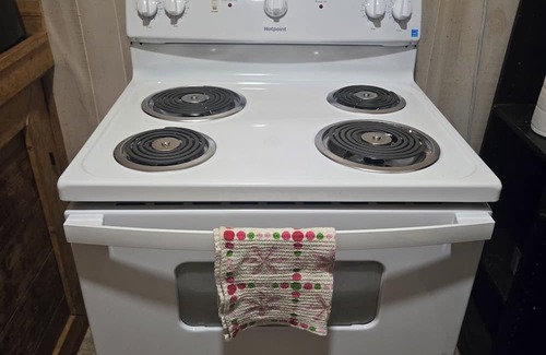 Stinnett Kabine | Cozy cabin with WiFi and AC in small town Stinnett