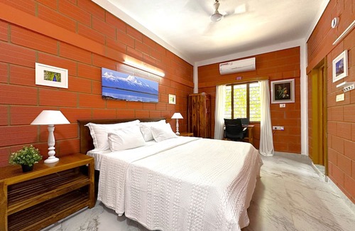 Coimbatore Sonstige | Charming 2-bedroom farmhouse with WiFi, AC in pristine Alanthurai, Coimbatore