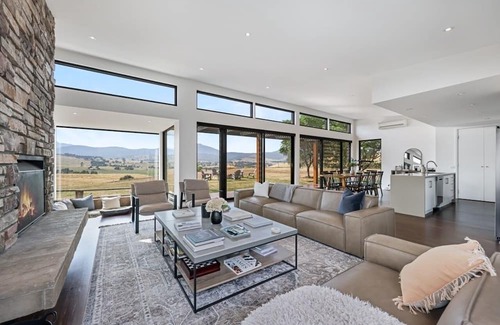Merrijig Haus | Luxury country escape! Spectacular views, Spa, Pool, Fire pit, Spacious home