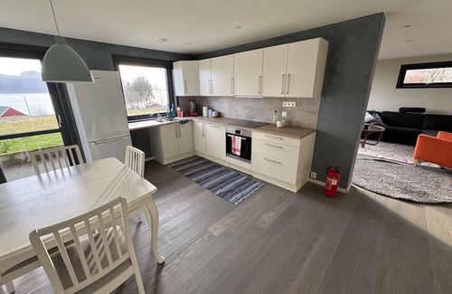 Selje Wohnung | Cozy 1-bedroom apartment in delightful Vestland with WiFi