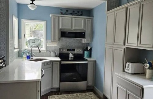 Richland Center Haus | 512B) Ma'on House Bed and Breakfast