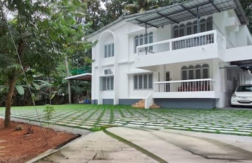 Kottayam Haus | Genesis Spaces non ac 2 guests Kottayam