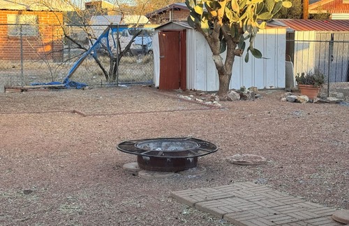 Midtown Haus | Charming 2-bedroom house with AC, WiFi in awesome Tucson