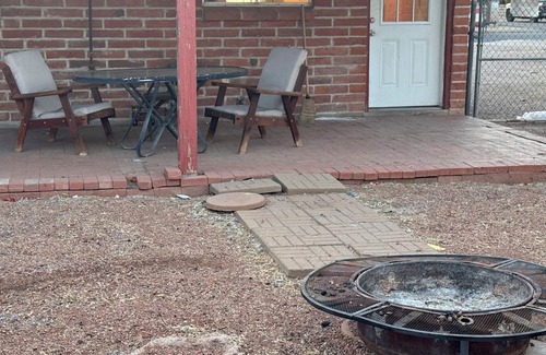 Midtown Haus | Charming 2-bedroom house with AC, WiFi in awesome Tucson