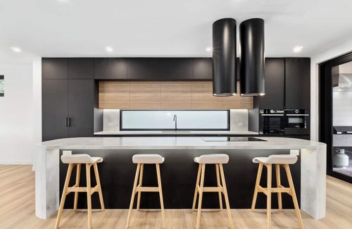 Lorne Haus | Panoramic Delight