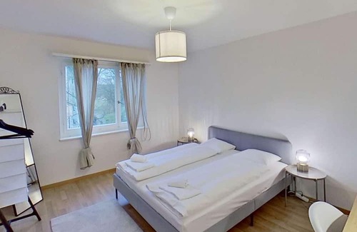 Seebach Wohnung | Practical 2-Bed Apartment Near Seebach