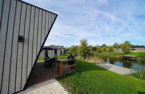 Municipality of Kampen Haus | De IJssel Eilanden Chalet Just Nature for unforgettable family vacations with your dog