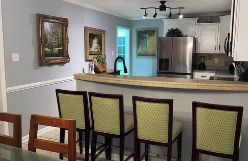 Olive Branch Haus | 6 Bedroom Home w/POOL in Desirable Olive Branch Suburb Near Stateline