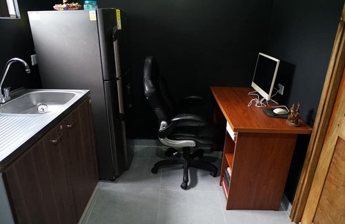 Tolu Haus | Lujo Tiny House con agua caliente, Lavadora/Secadora, Wifi y Cama Queen.