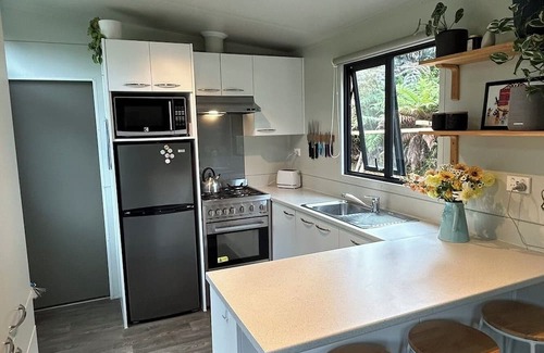 Omanawa Haus | Tiny Home Bush Escape - Omanawa